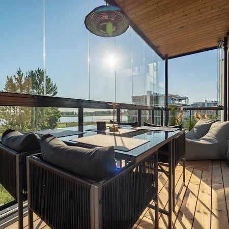 Peaceful Luxury In Marienholm הפסלאו