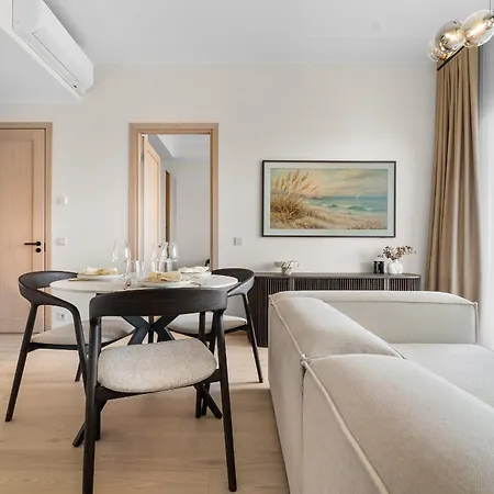 Peaceful Luxury In Marienholm Lägenhet